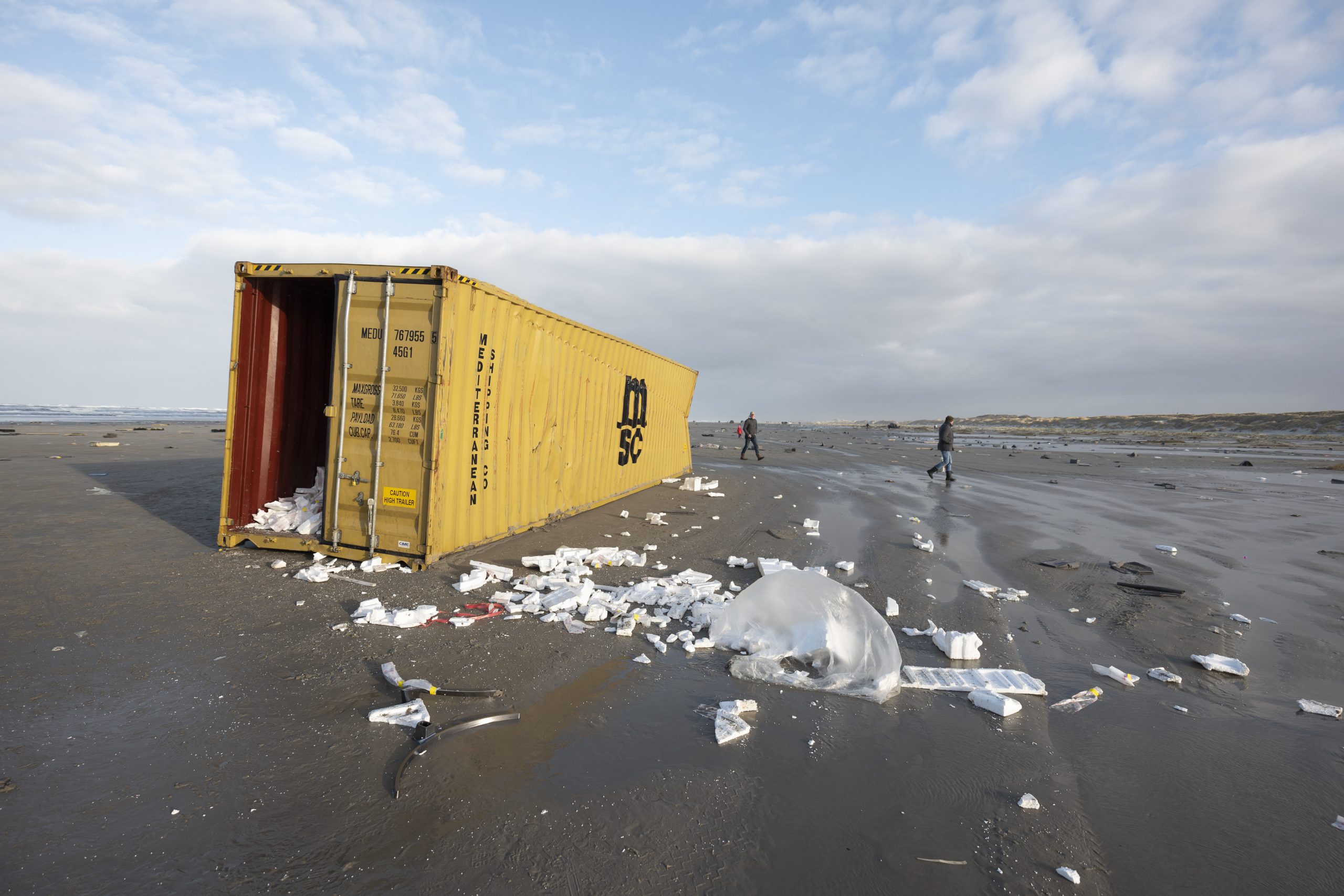 Terschelling beach combing strandjutten after containers lost Terschelling, The Netherlands - January 2, 2019 Container Disaster near the Coast loosing 291 containers with plastics, shoes, car parts and other junk